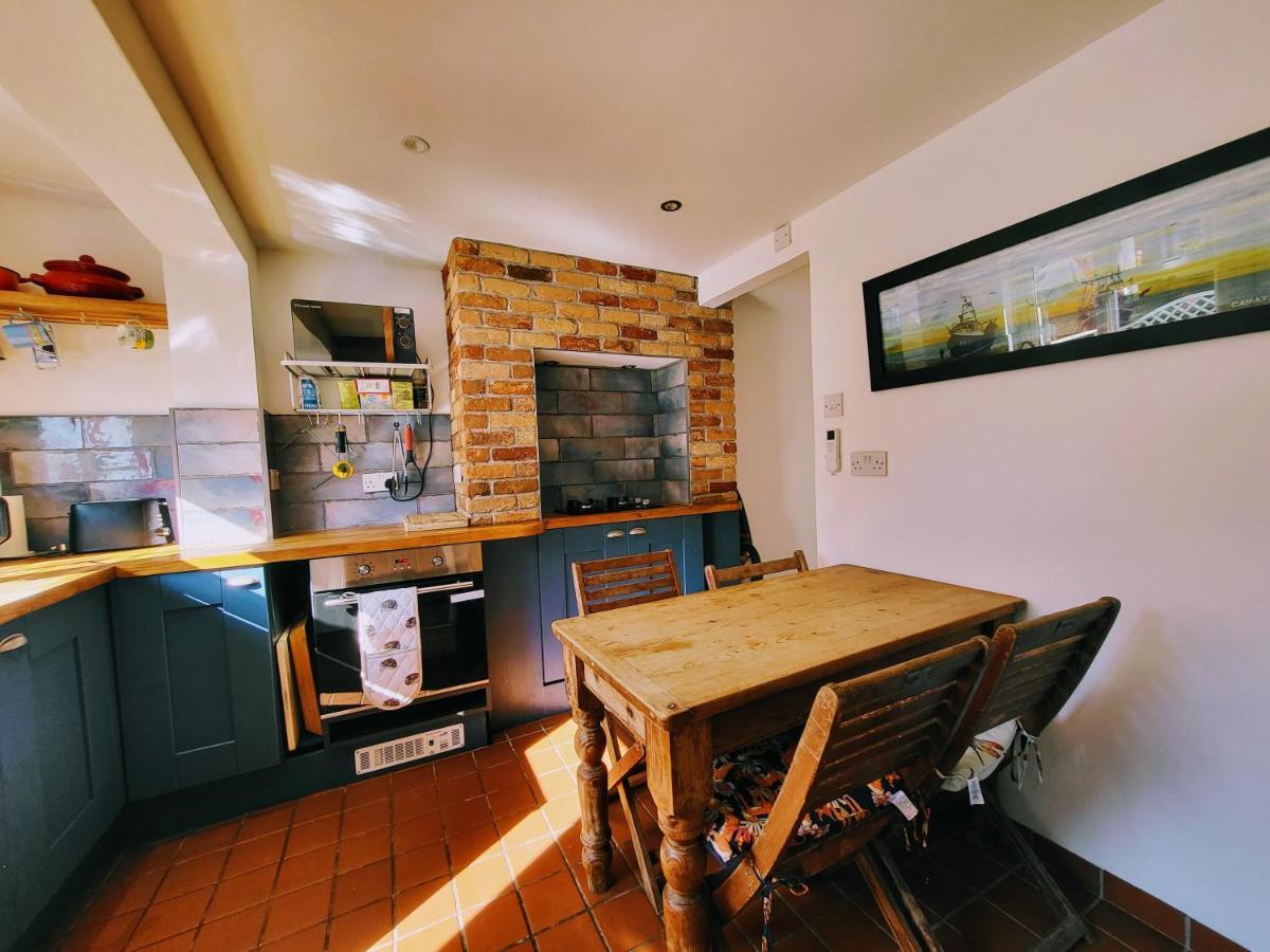 Hastings Old Town Tackleway Privileged Sea Views Whole House 3 Beds 外观 照片