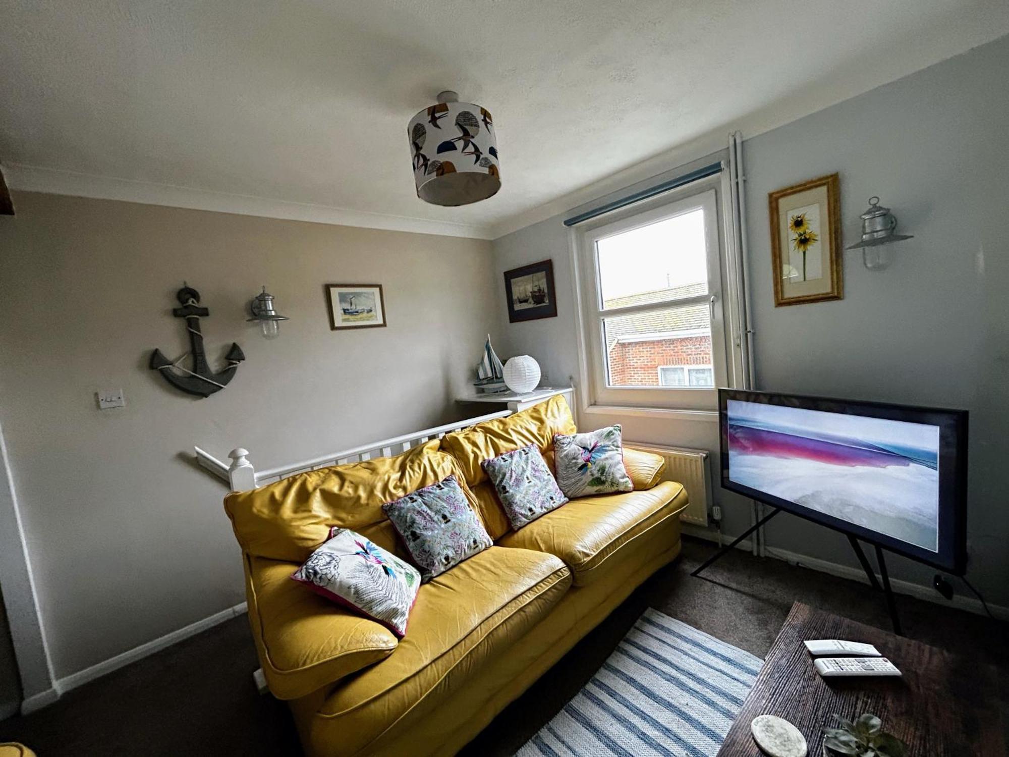 Hastings Old Town Tackleway Privileged Sea Views Whole House 3 Beds 外观 照片